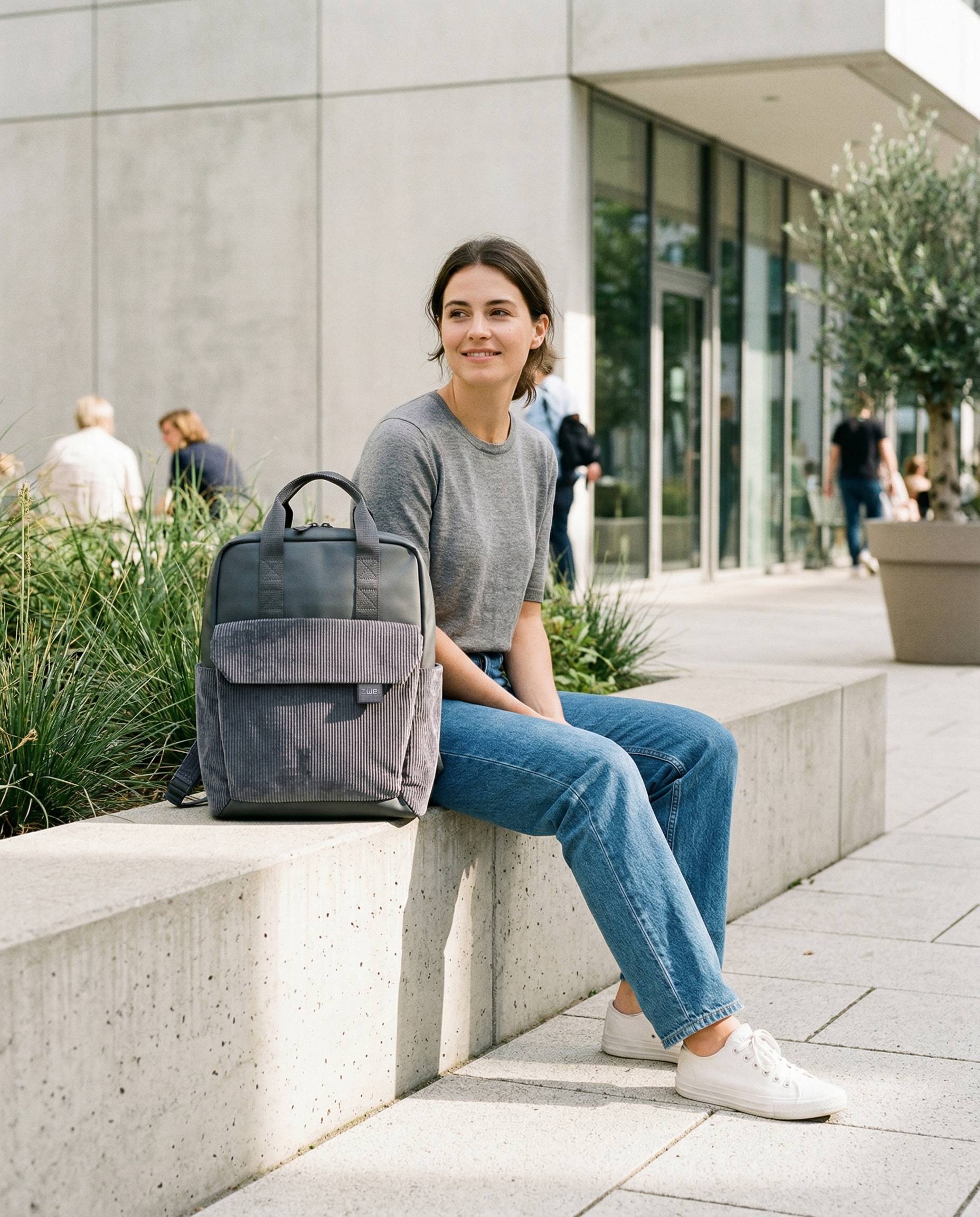 ZWEI® Backpack with Mini-Bag :: LOU LUR160